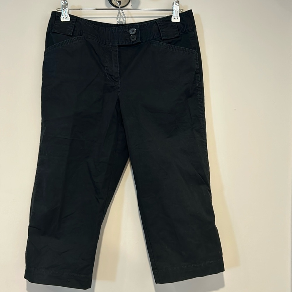 Black button up capris pants